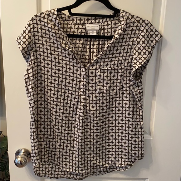 Liz Claiborne short sleeved silky blouse PM - Picture 1 of 3